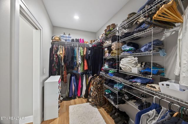 323 Riverview Drive, Crossville, TN 38555