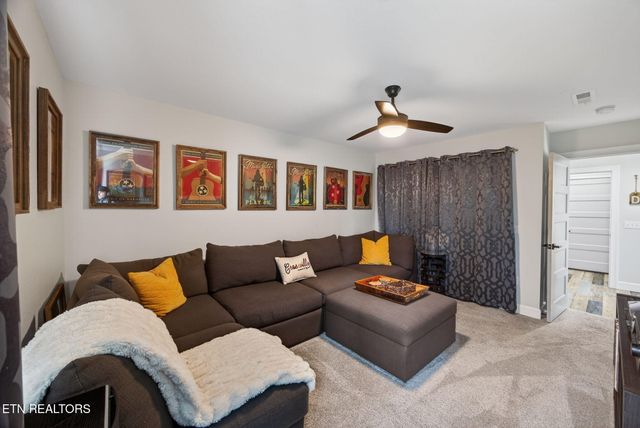 323 Riverview Drive, Crossville, TN 38555