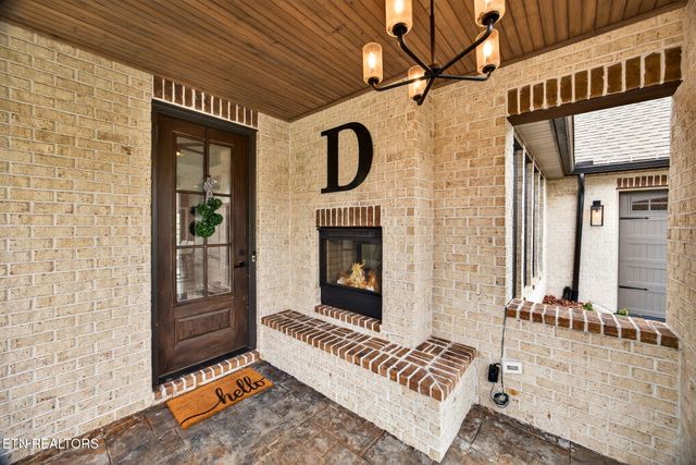 323 Riverview Drive, Crossville, TN 38555