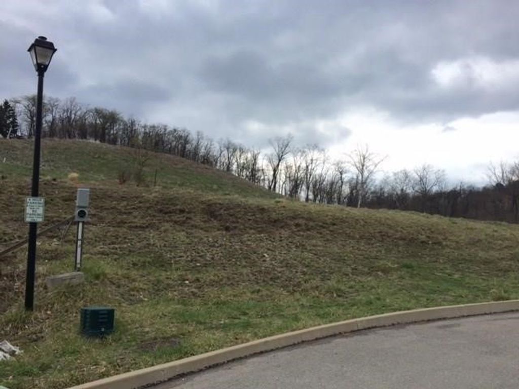 Lot 5 Parkedge Road, Green Tree, PA 15220
