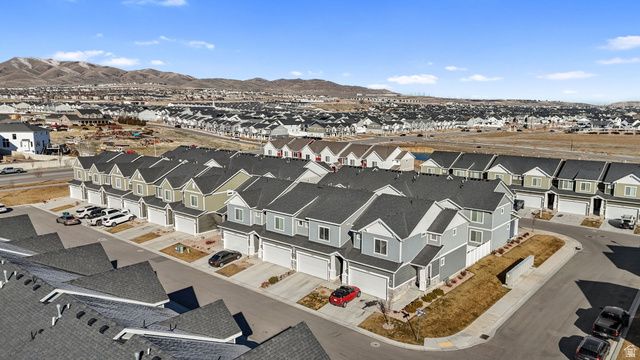 3592 W CORNFIELD DR, Lehi, UT 84048