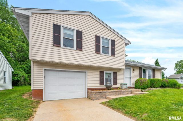 4601 W ANDOVER Drive, Peoria, IL 61615