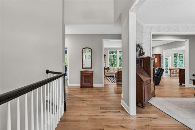 2228 SW Waterfall Place, Lee's Summit, MO 64081