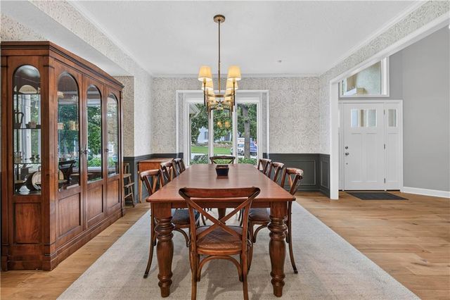 2228 SW Waterfall Place, Lee's Summit, MO 64081