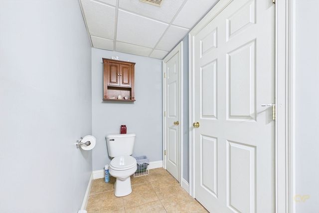 119 Hathaway St, Wareham, MA 02571