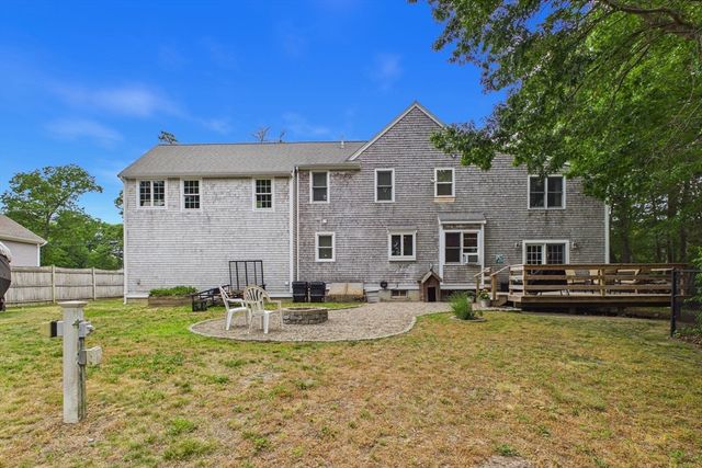 119 Hathaway St, Wareham, MA 02571