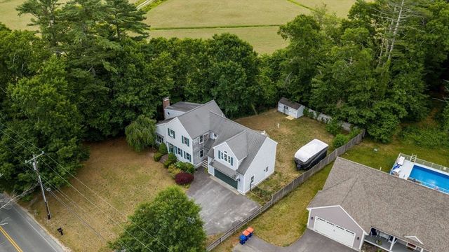 119 Hathaway St, Wareham, MA 02571