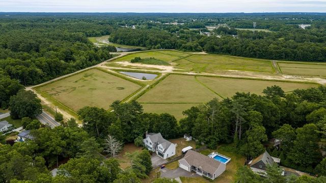 119 Hathaway St, Wareham, MA 02571