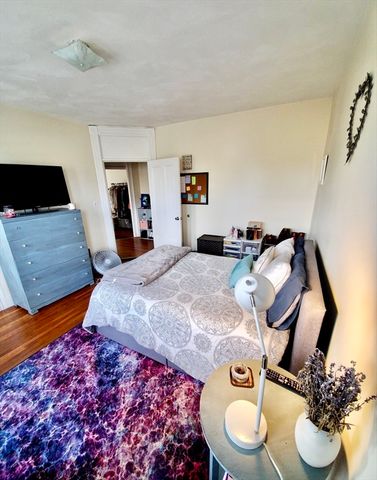 40 Forest St 3, Boston, MA 02119