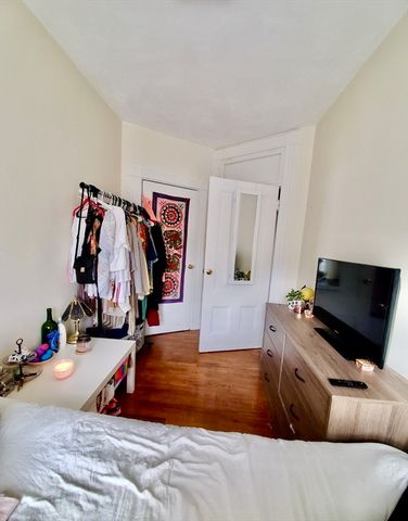 40 Forest St 3, Boston, MA 02119