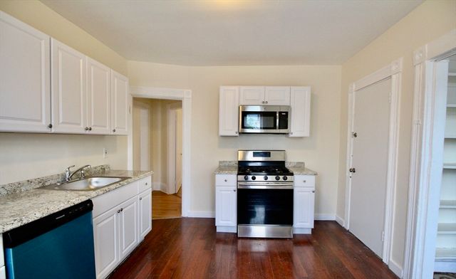 40 Forest St 3, Boston, MA 02119