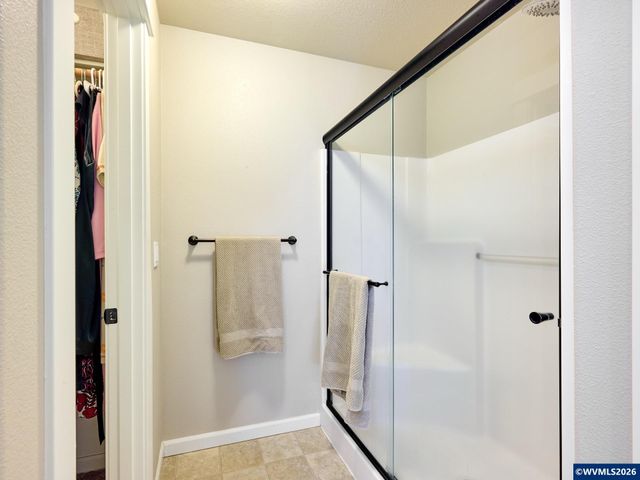 574 Prairie St, Woodburn, OR 97071