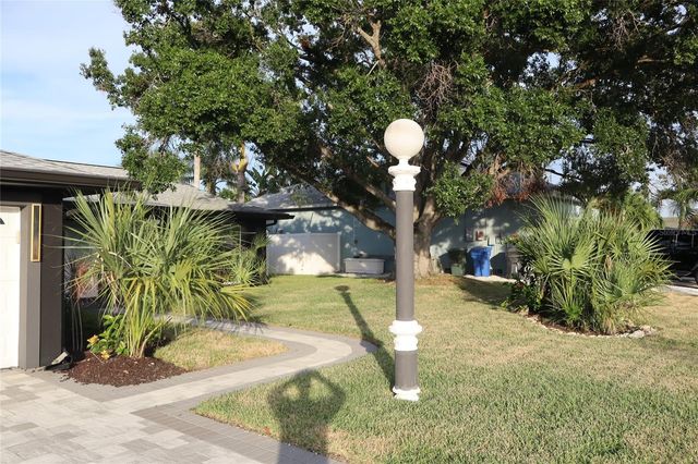1019 SPINDLE PALM WAY, Apollo Beach, FL 33572