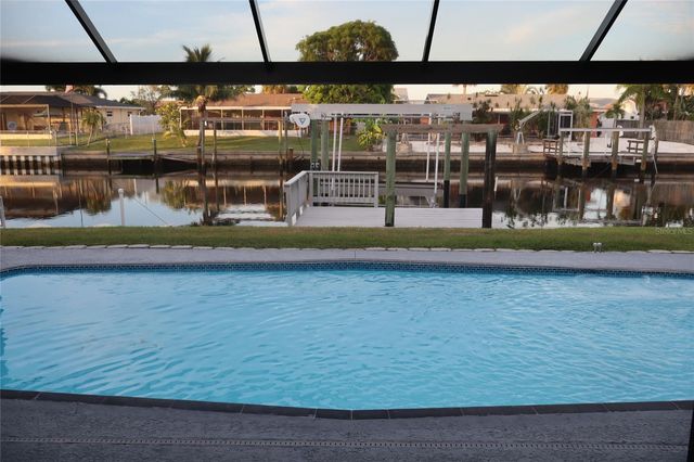 1019 SPINDLE PALM WAY, Apollo Beach, FL 33572