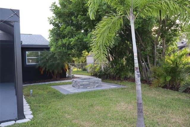 1019 SPINDLE PALM WAY, Apollo Beach, FL 33572