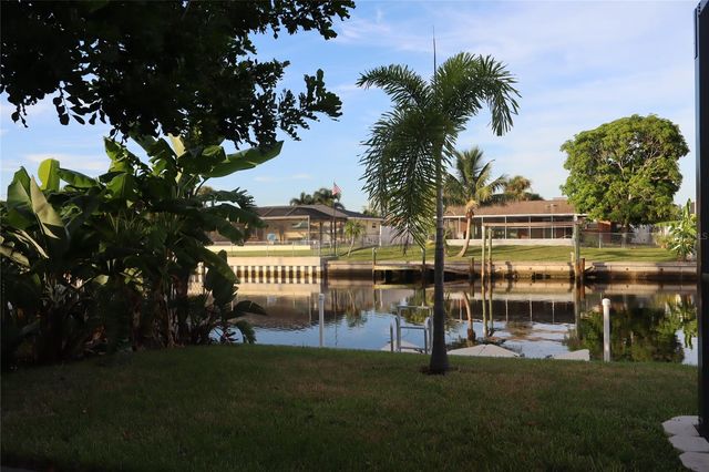 1019 SPINDLE PALM WAY, Apollo Beach, FL 33572