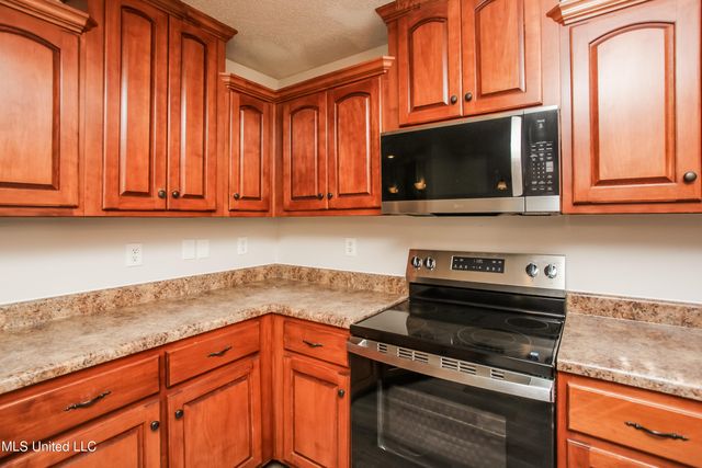 6181 Liberty Estates Drive, Walls, MS 38680