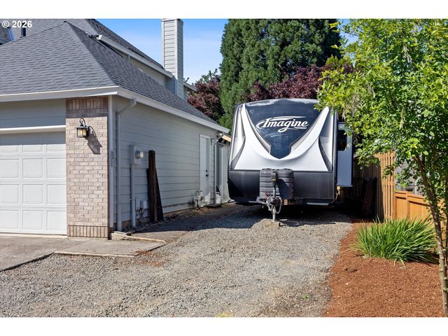 19778 Castleberry Loop, Oregon City, OR 97045