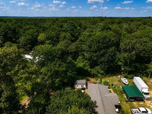 47 Phelps Creek Drive, Huntsville, TX 77340