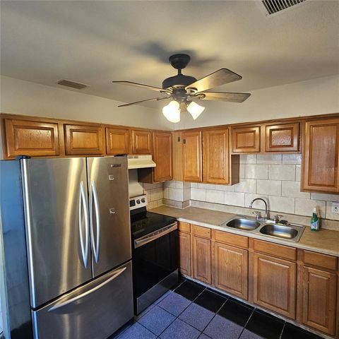 3413 W CHEROKEE AVENUE, Tampa, FL 33611