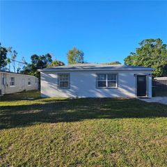 3413 W CHEROKEE AVENUE, Tampa, FL 33611