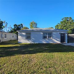 3413 W CHEROKEE AVENUE, Tampa, FL 33611