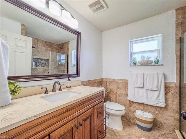 329 SW 30th AVE, Cape Coral, FL 33991