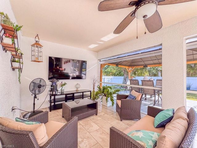 329 SW 30th AVE, Cape Coral, FL 33991