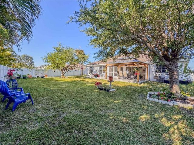 329 SW 30th AVE, Cape Coral, FL 33991