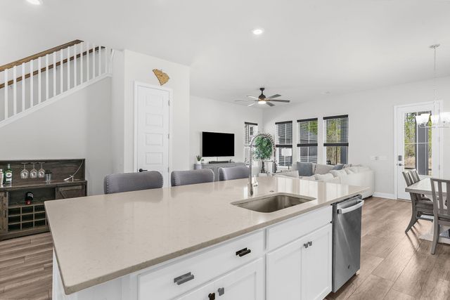 399 Woodgate Way, Summerville, SC 29485