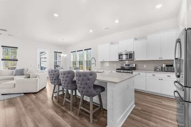 399 Woodgate Way, Summerville, SC 29485