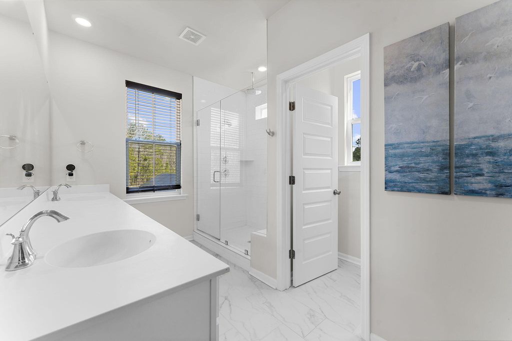 Image 29 of property listing at 399 Woodgate Way, Summerville, SC 29485