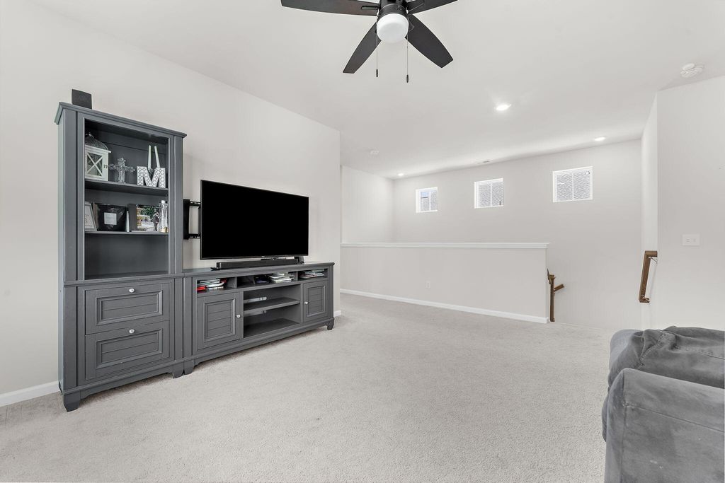 Image 37 of property listing at 399 Woodgate Way, Summerville, SC 29485