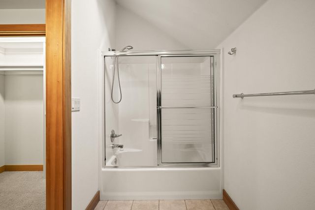 3338 NW Windwood Way, Bend, OR 97703