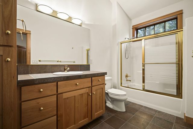 3338 NW Windwood Way, Bend, OR 97703