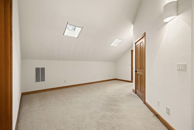 3338 NW Windwood Way, Bend, OR 97703