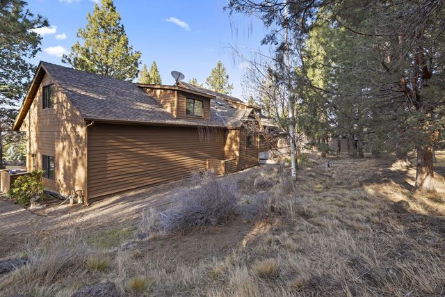 3338 NW Windwood Way, Bend, OR 97703