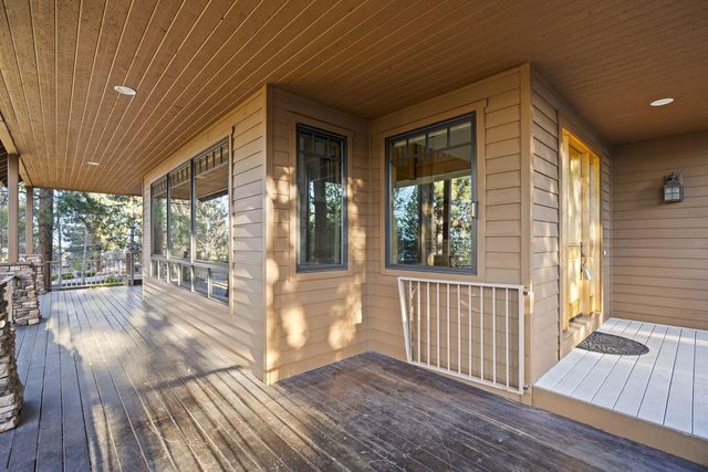 3338 NW Windwood Way, Bend, OR 97703