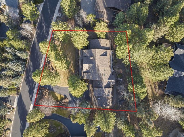 3338 NW Windwood Way, Bend, OR 97703