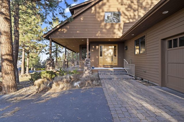 3338 NW Windwood Way, Bend, OR 97703