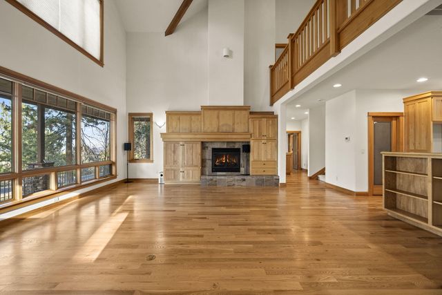 3338 NW Windwood Way, Bend, OR 97703