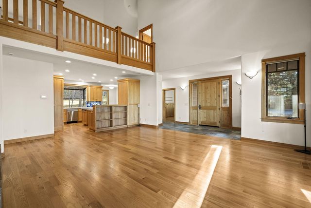 3338 NW Windwood Way, Bend, OR 97703