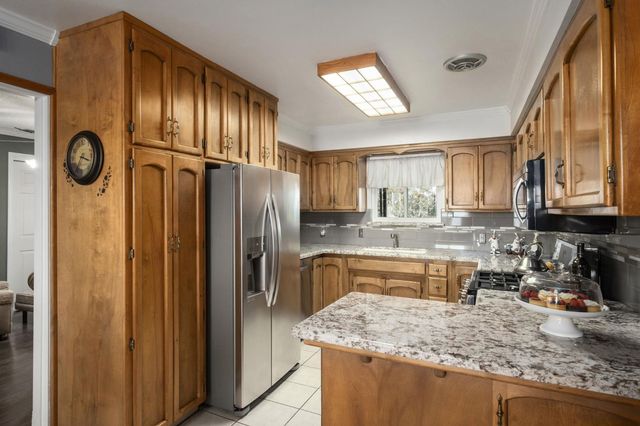 4342 W Dennett Avenue, Fresno, CA 93722