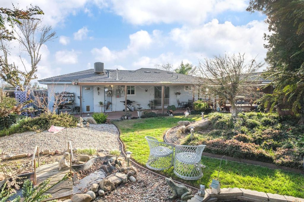Image 19 of property listing at 4342 W Dennett Avenue, Fresno, CA 93722