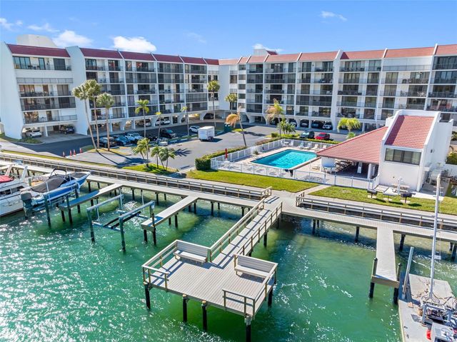 19111 VISTA BAY DRIVE 204, Indian Shores, FL 33785