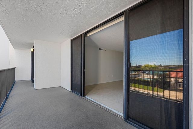 19111 VISTA BAY DRIVE 204, Indian Shores, FL 33785