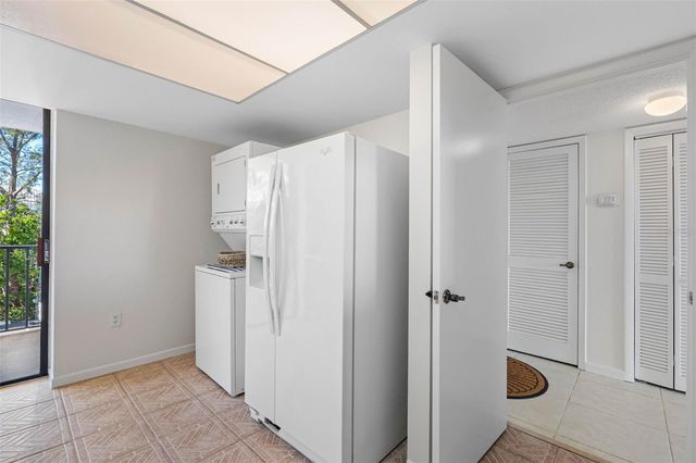 19111 VISTA BAY DRIVE 204, Indian Shores, FL 33785