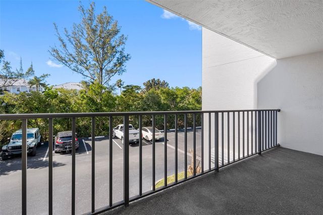 19111 VISTA BAY DRIVE 204, Indian Shores, FL 33785