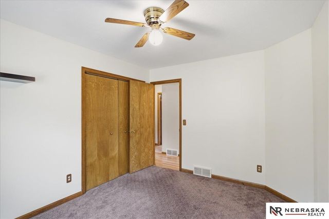 8404 Kauai Drive, Papillion, NE 68046