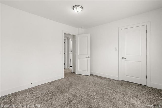 22482 Beach Street, Saint Clair Shores, MI 48081